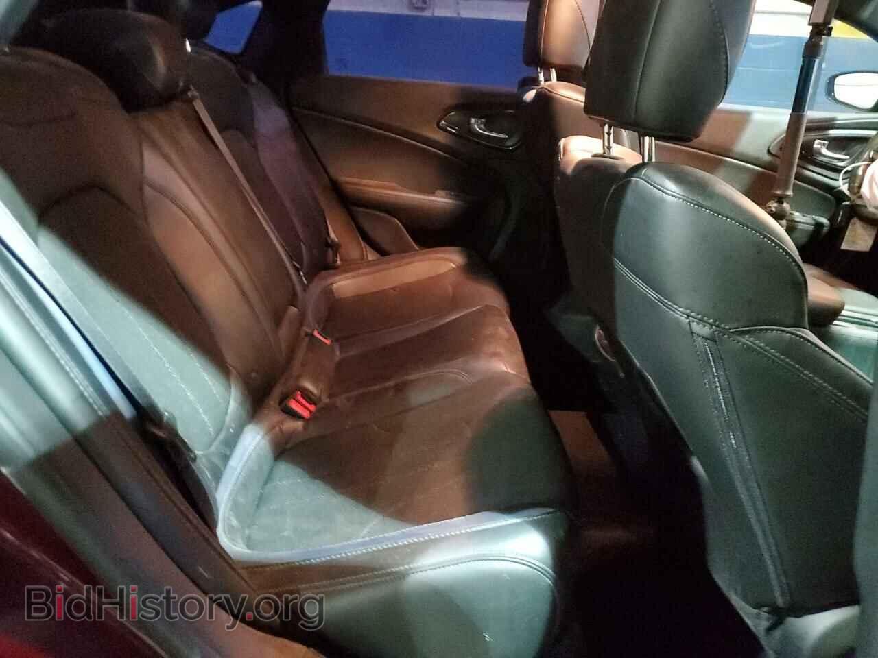2016 CHRYSLER 200 - VIN: 1C3CCCBB5GN174359 - Фото 10