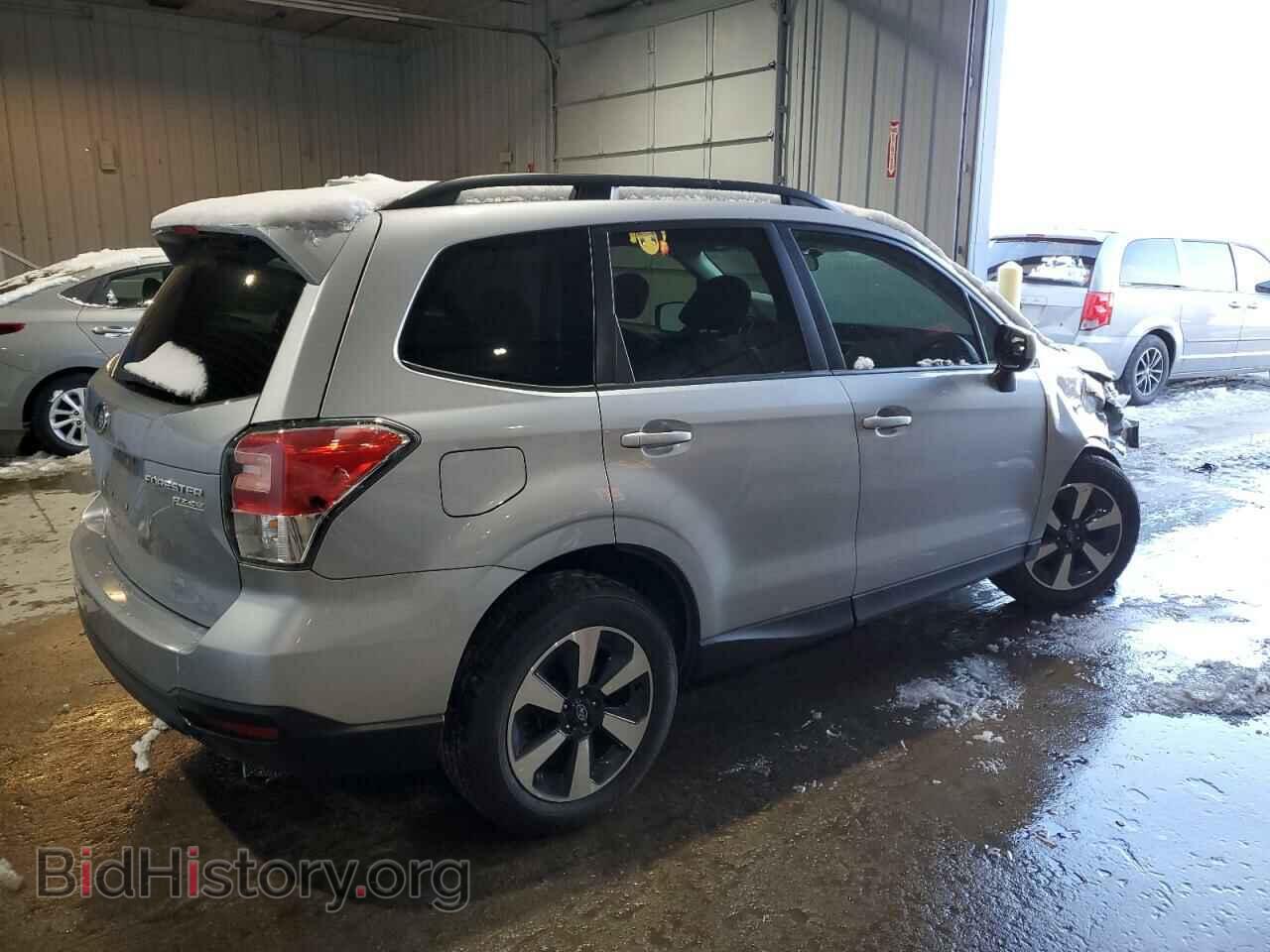 2017 SUBARU FORESTER - VIN: JF2SJAEC3HH488888 - Фото 3