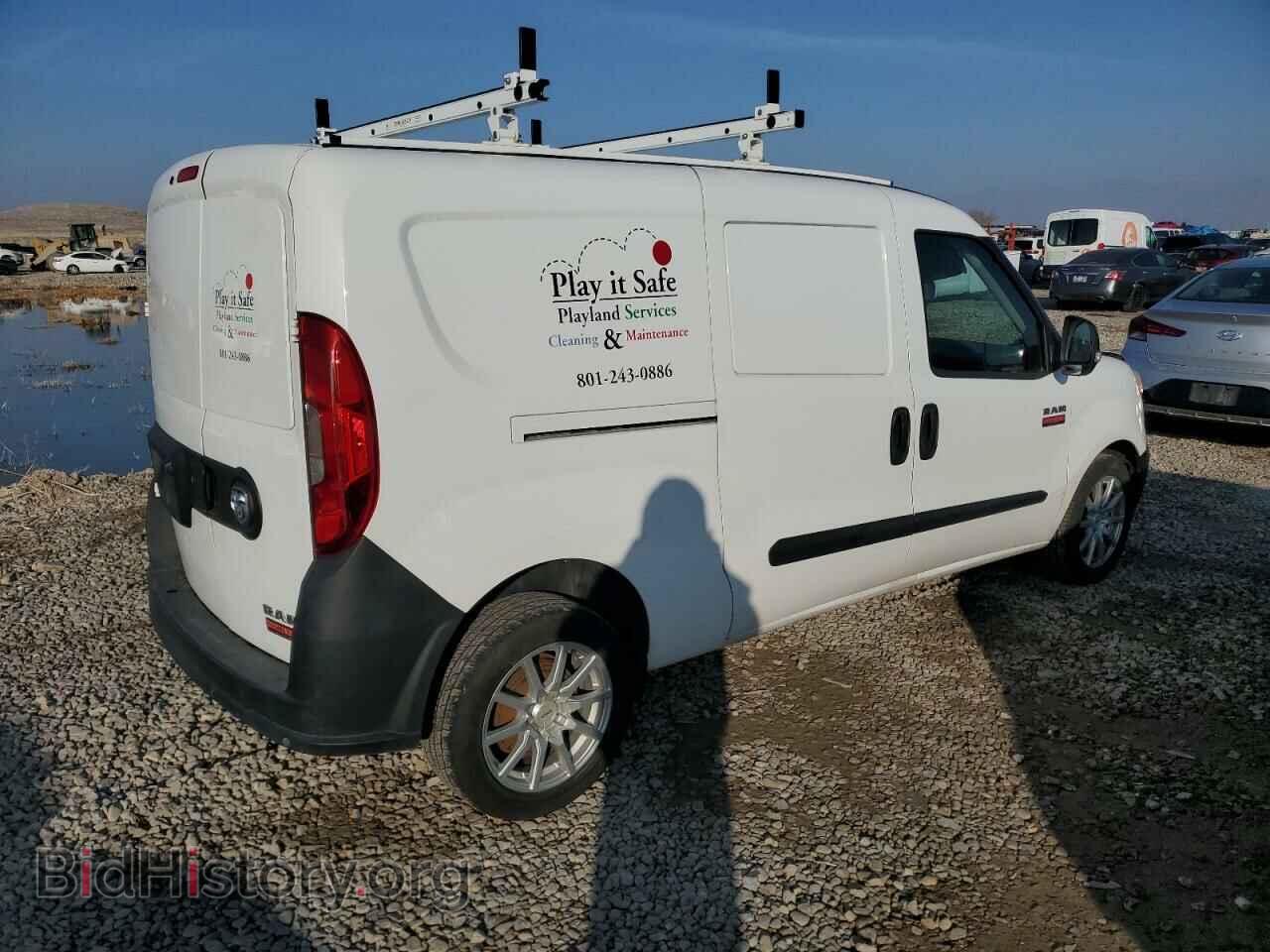 2017 RAM All Models - VIN: ZFBERFAB2H6E18721 - Photo 3