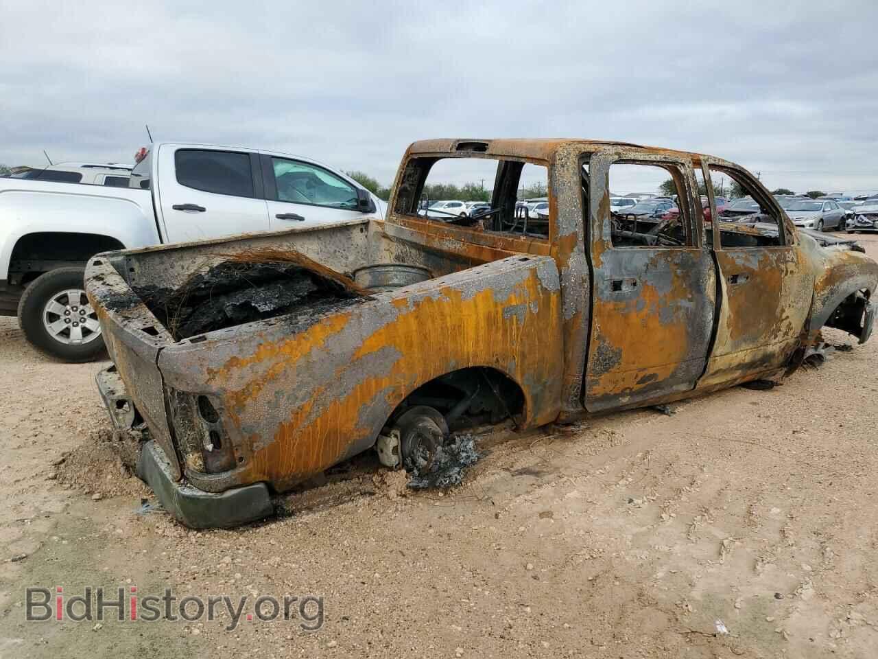 2018 RAM 1500 - VIN: 1C6RR6LT5JS123828 - Фото 3