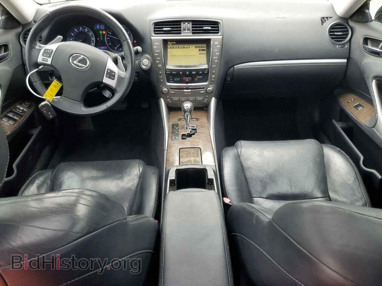 2011 LEXUS IS - VIN: JTHBF5C21B5141973 - Photo 8