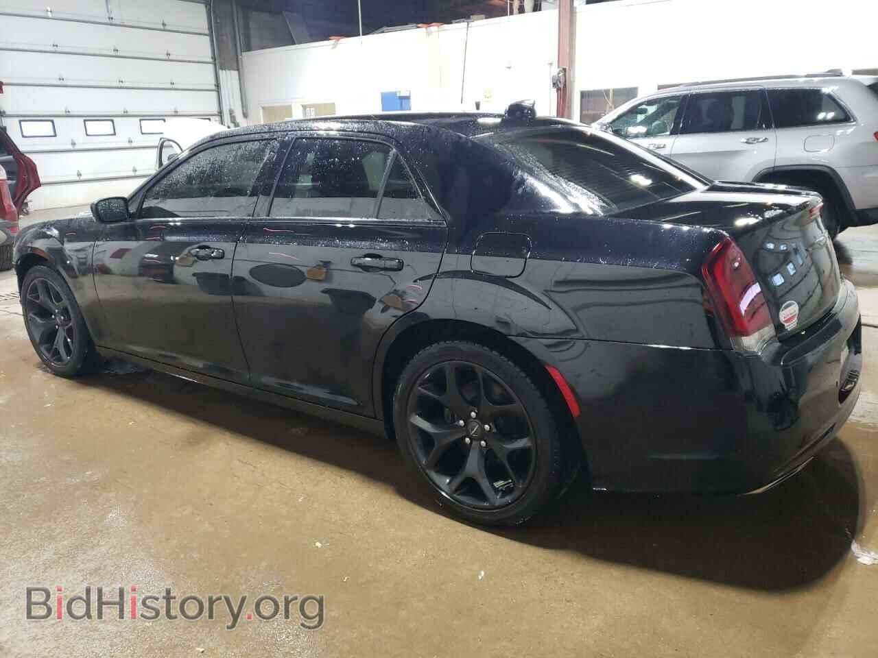 2021 CHRYSLER 300 - VIN: 2C3CCABG0MH601175 - Фото 2
