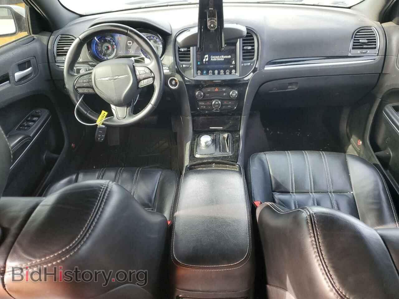2017 CHRYSLER 300 - VIN: 2C3CCAGG5HH534409 - Фото 8