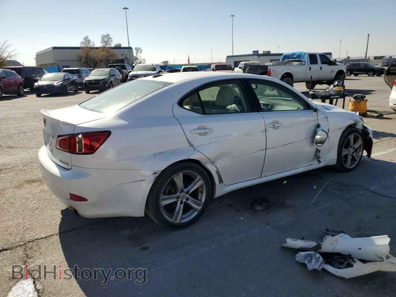 2011 LEXUS IS - VIN: JTHBF5C21B5147580 - Фото 3