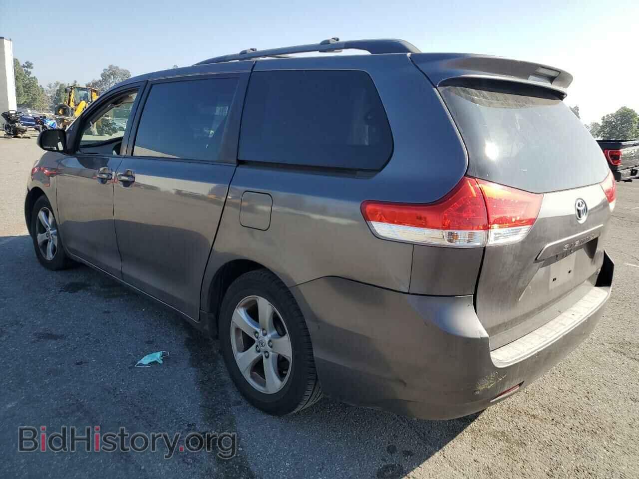 2011 TOYOTA All Models - VIN: 5TDKK3DC9BS051439 - Фото 2