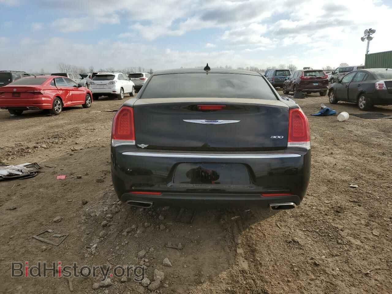 2019 CHRYSLER 300 - VIN: 2C3CCAEG6KH537992 - Фото 6