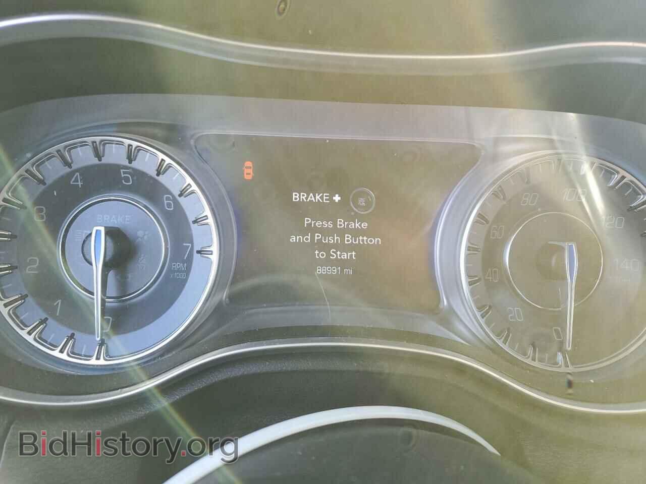 2019 CHRYSLER 300 - VIN: 2C3CCAEG6KH537992 - Фото 9