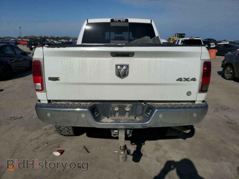 2018 RAM 2500 (VIN 3C6UR5FJXJG403802) — photo 6 of 12