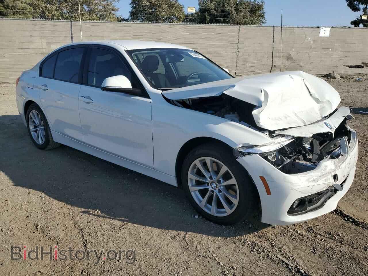 2018 BMW 3 SERIES - VIN: WBA8A9C5XJAC99956 - Photo 4