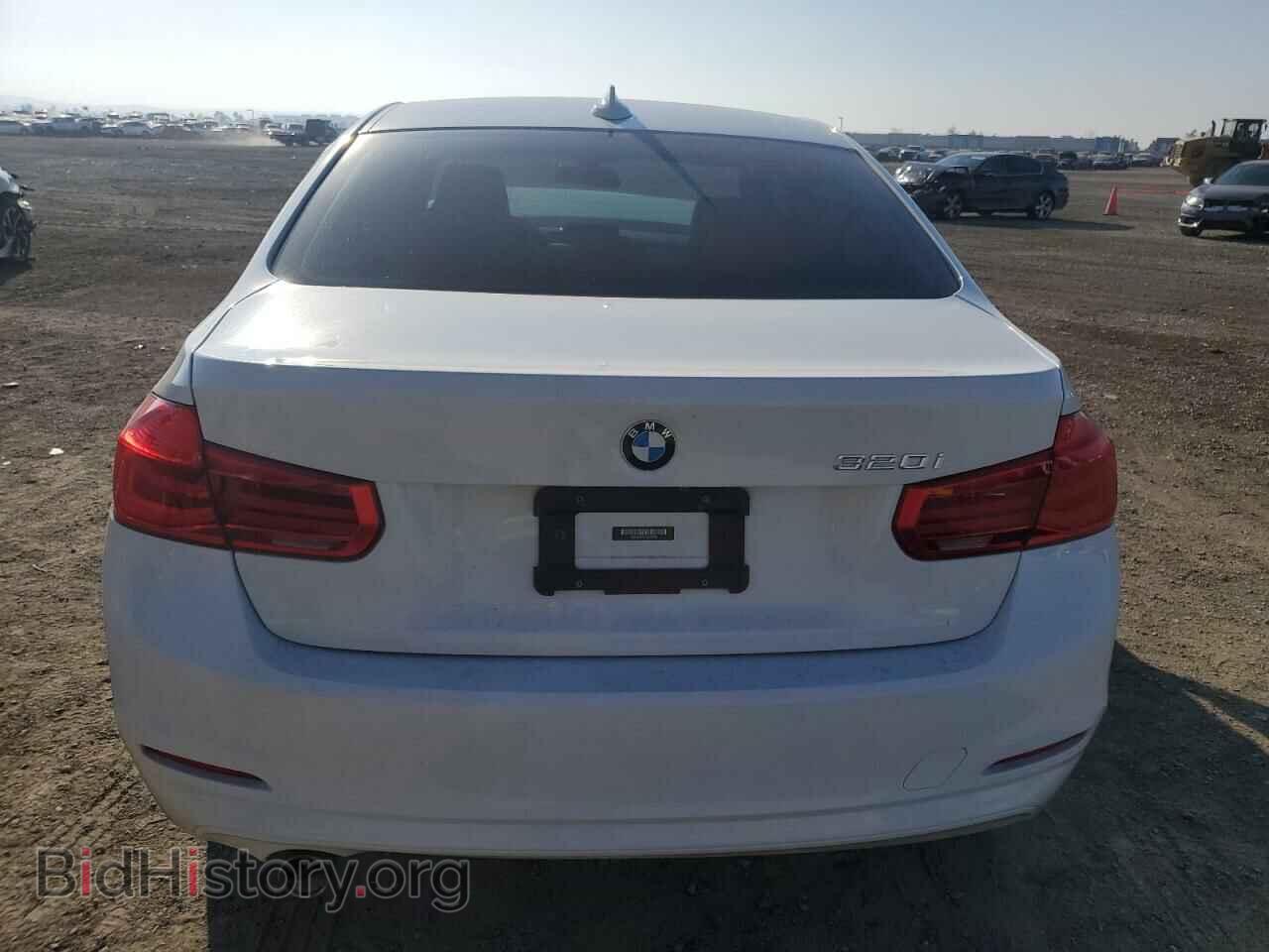 2018 BMW 3 SERIES - VIN: WBA8A9C5XJAC99956 - Photo 6