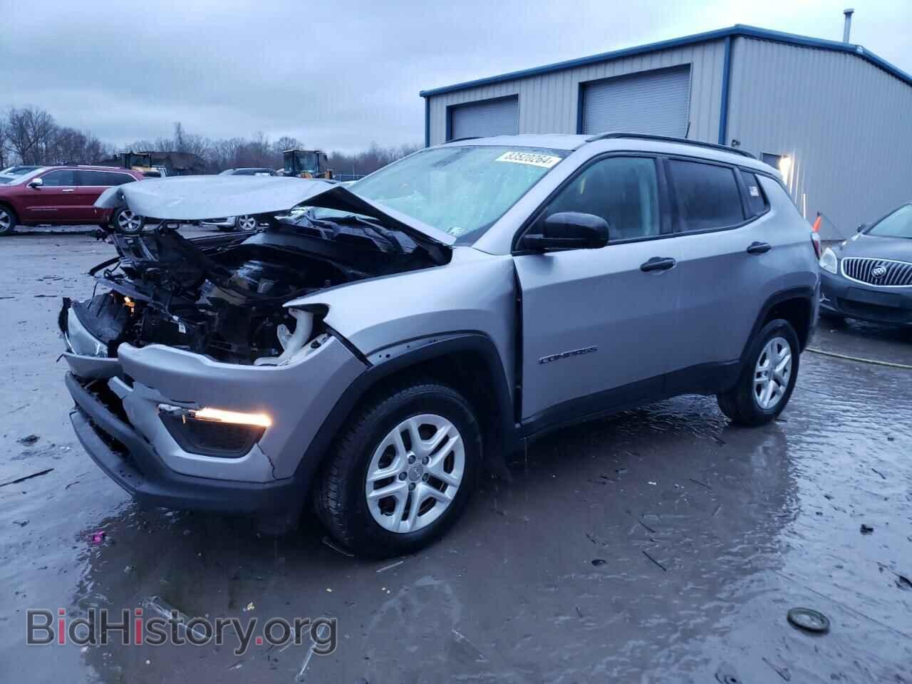 Фотография 3C4NJDAB7HT656057 - JEEP COMPASS 2017