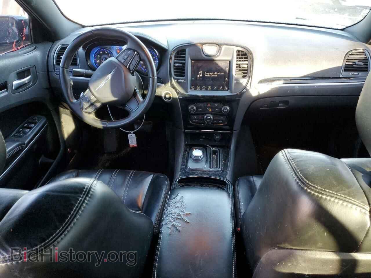 2017 CHRYSLER 300 - VIN: 2C3CCAGG2HH541995 - Фото 8
