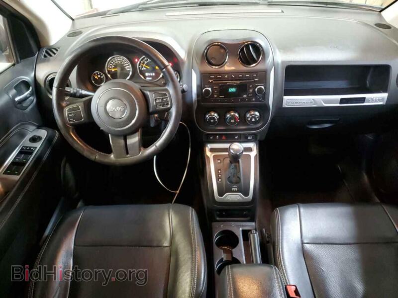 2014 Jeep COMPASS (VIN 1C4NJCAA7ED662072) — фото 8 из 14