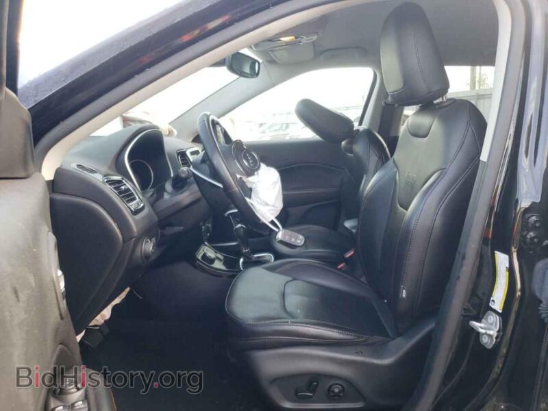2020 Jeep COMPASS (VIN 3C4NJDCB4LT196281) — фото 7 из 14