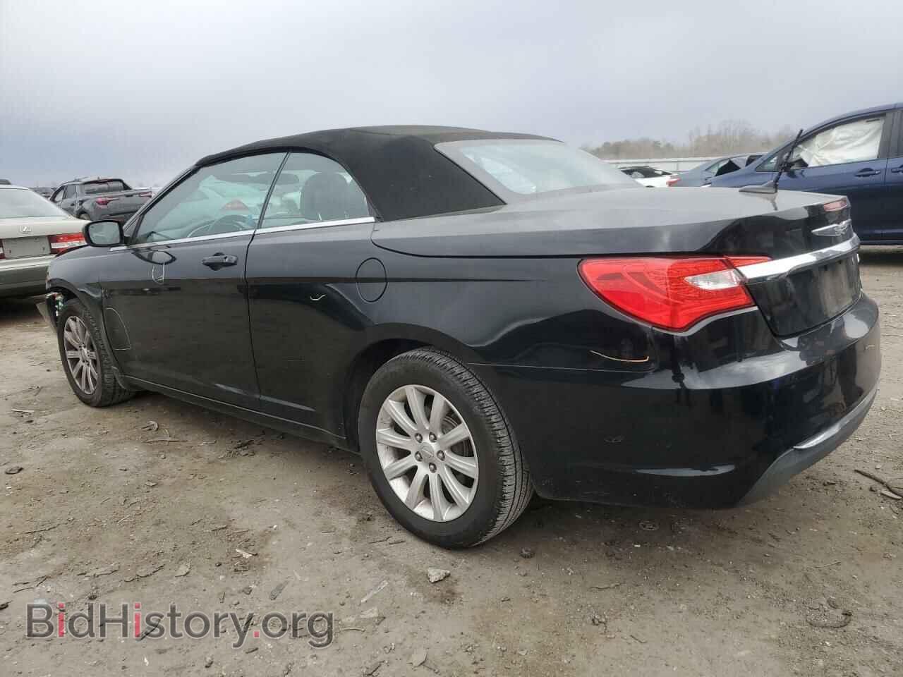 2011 CHRYSLER 200 - VIN: 1C3BC2EB2BN542748 - Фото 2
