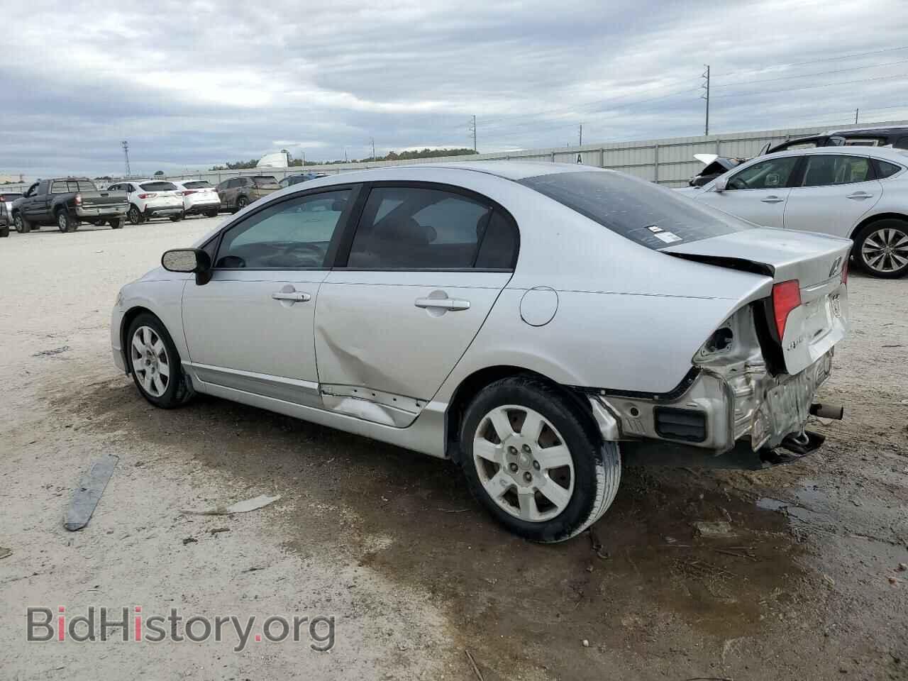 2011 HONDA CIVIC - VIN: 19XFA1F50BE034711 - Фото 2