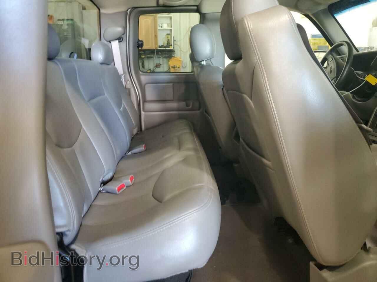 2005 GMC All Models - VIN: 1GTEK19B45E142131 - Фото 10