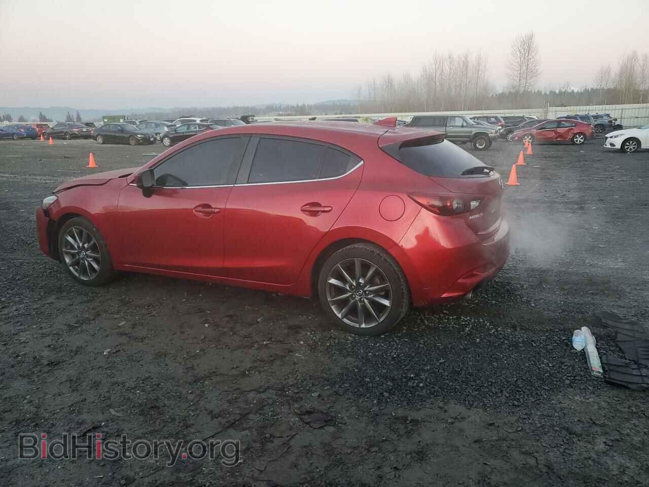 2018 MAZDA 3 - VIN: 3MZBN1M36JM163767 - Фото 2