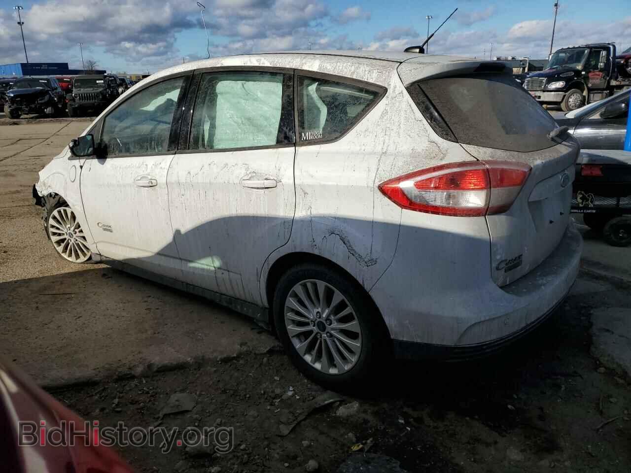 2017 FORD CMAX - VIN: 1FADP5EU1HL109587 - Фото 2