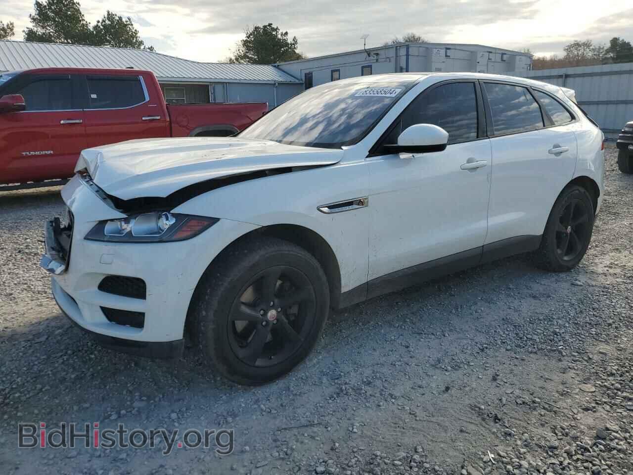Фотография SADCJ2BV3HA048083 - JAGUAR F-PACE 2017