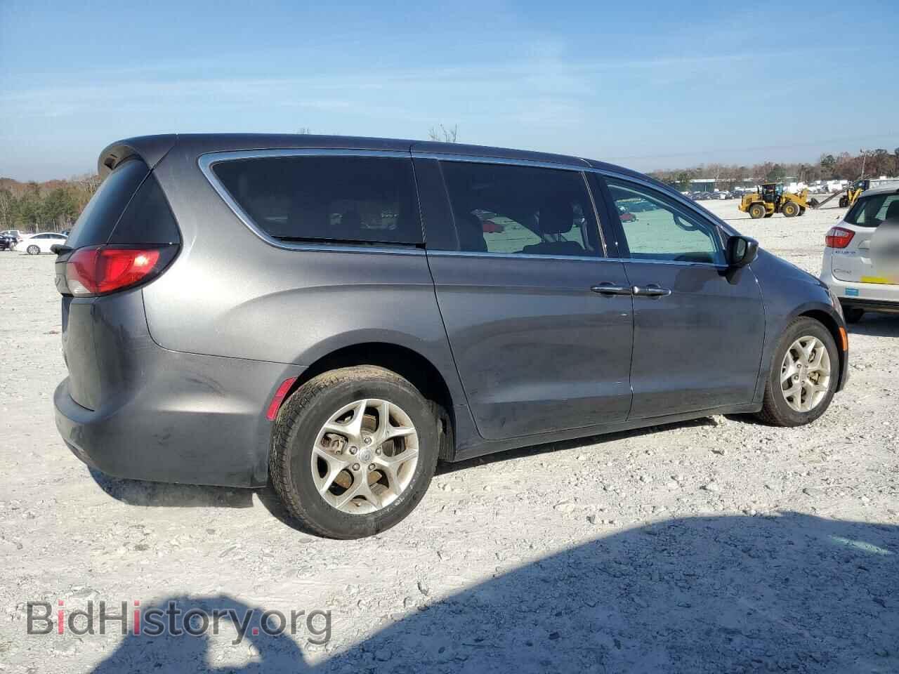 2017 CHRYSLER PACIFICA - VIN: 2C4RC1BG0HR850811 - Photo 3
