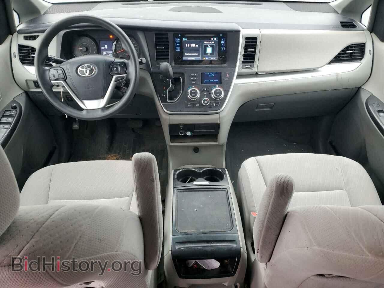 2017 TOYOTA All Models - VIN: 5TDKZ3DC0HS769398 - Фото 8
