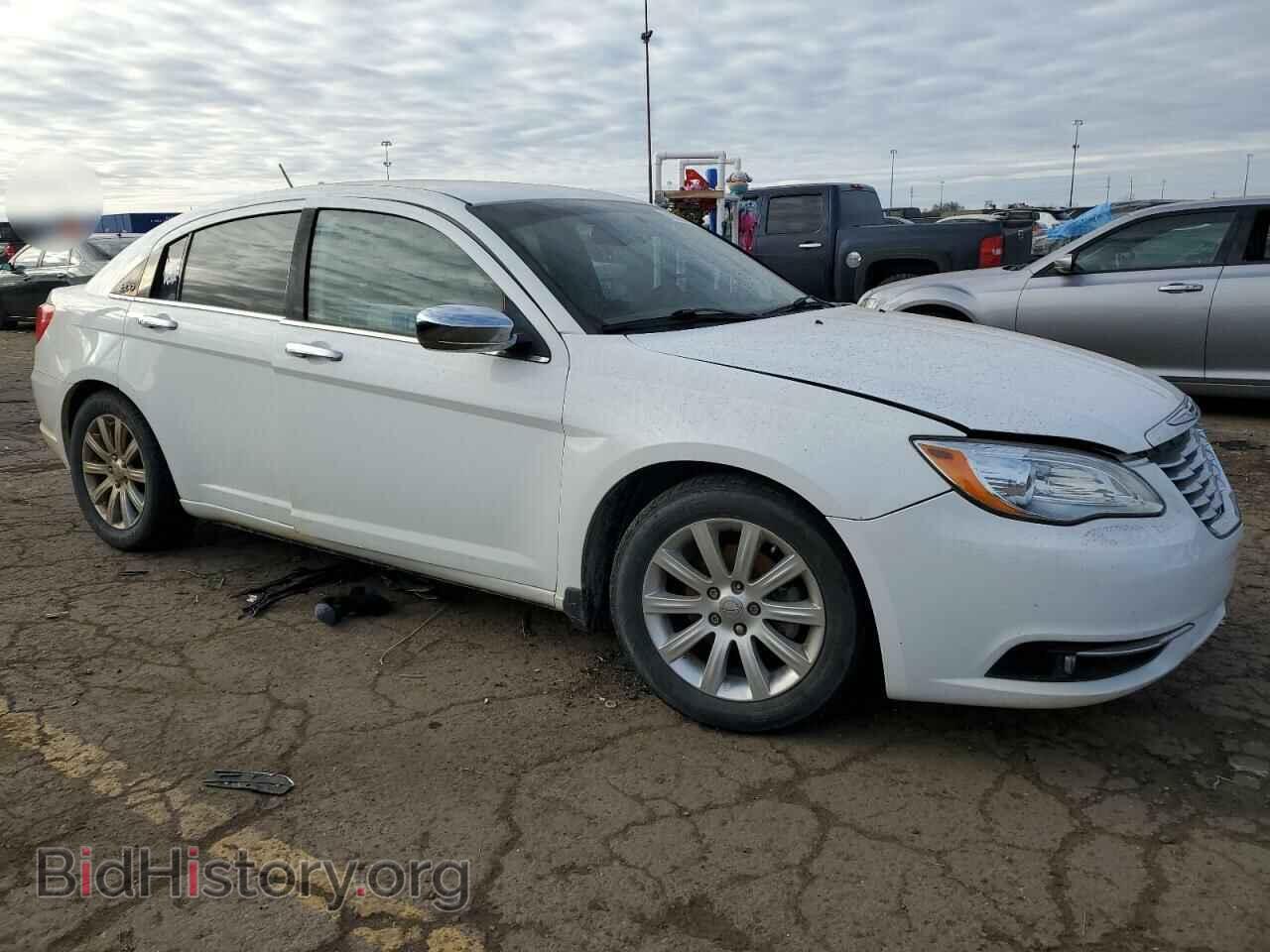 2013 CHRYSLER 200 - VIN: 1C3CCBCG0DN574961 - Фото 4