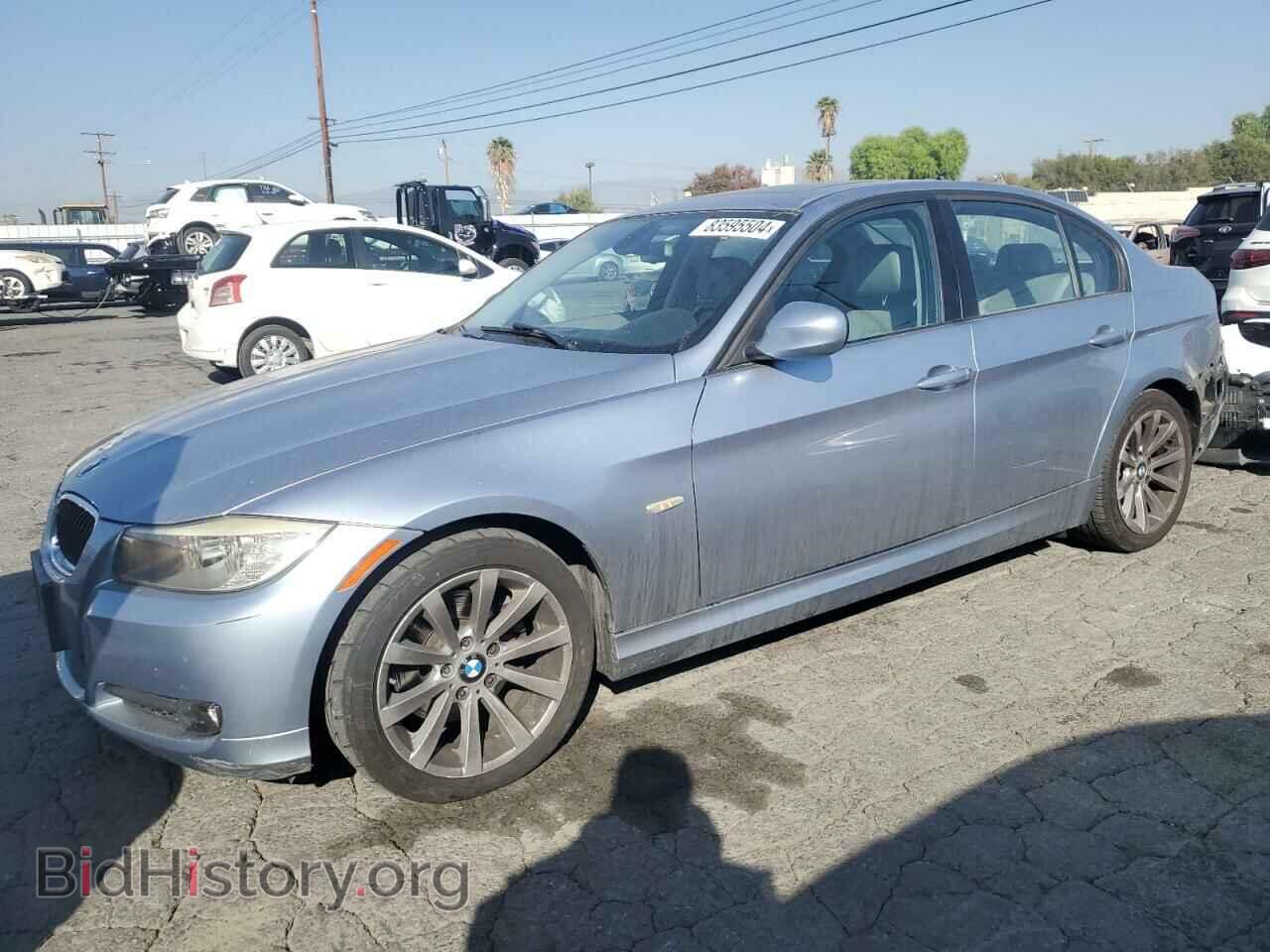 Photo WBAPH7G57BNM59787 - BMW 3 SERIES 2011