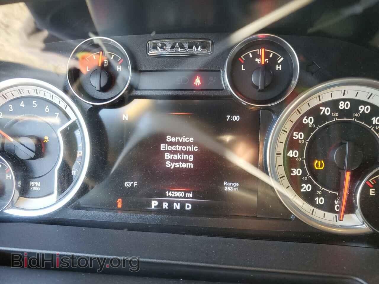 2017 RAM 1500 - VIN: 3C6RR6LT5HG563758 - Фото 9