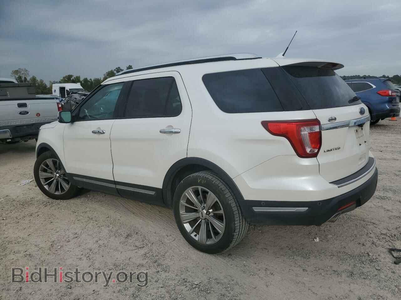 2018 FORD EXPLORER - VIN: 1FM5K7F88JGB84811 - Photo 2