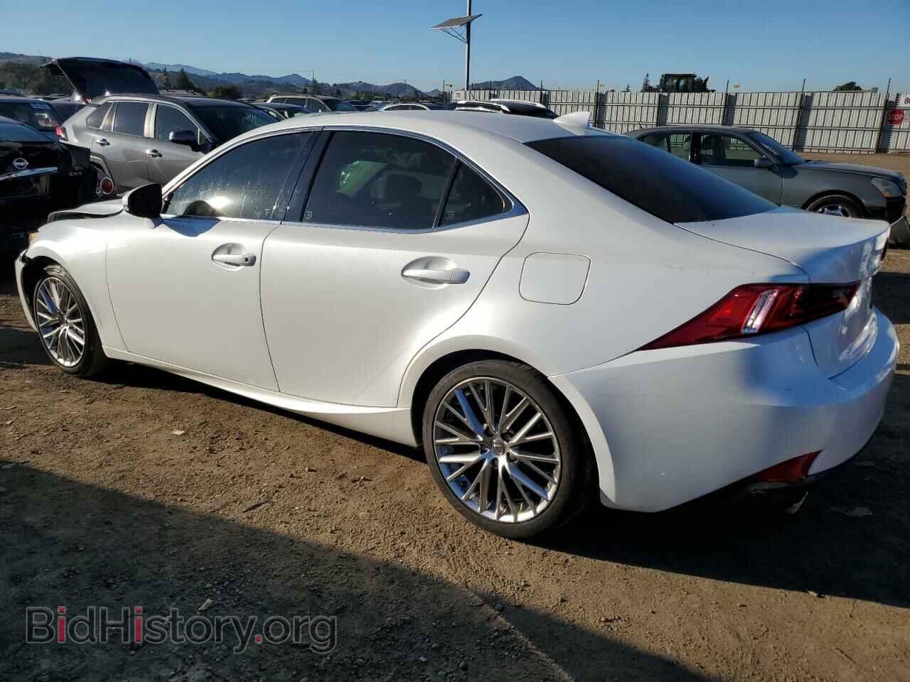 2016 LEXUS IS - VIN: JTHBA1D23G5035294 - Фото 2
