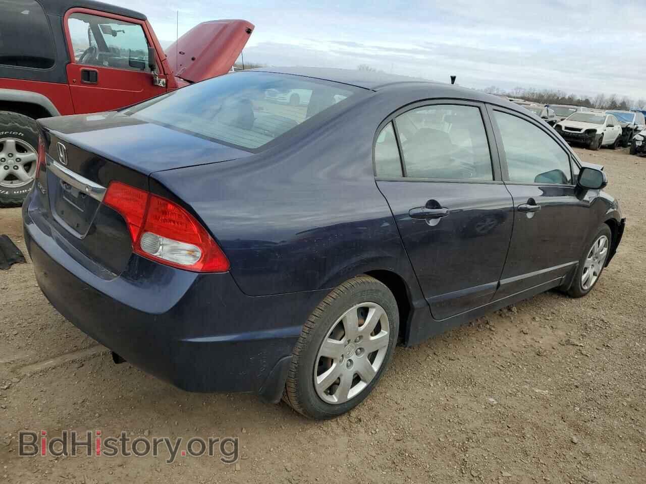 2010 HONDA CIVIC - VIN: 19XFA1F5XAE071201 - Фото 3