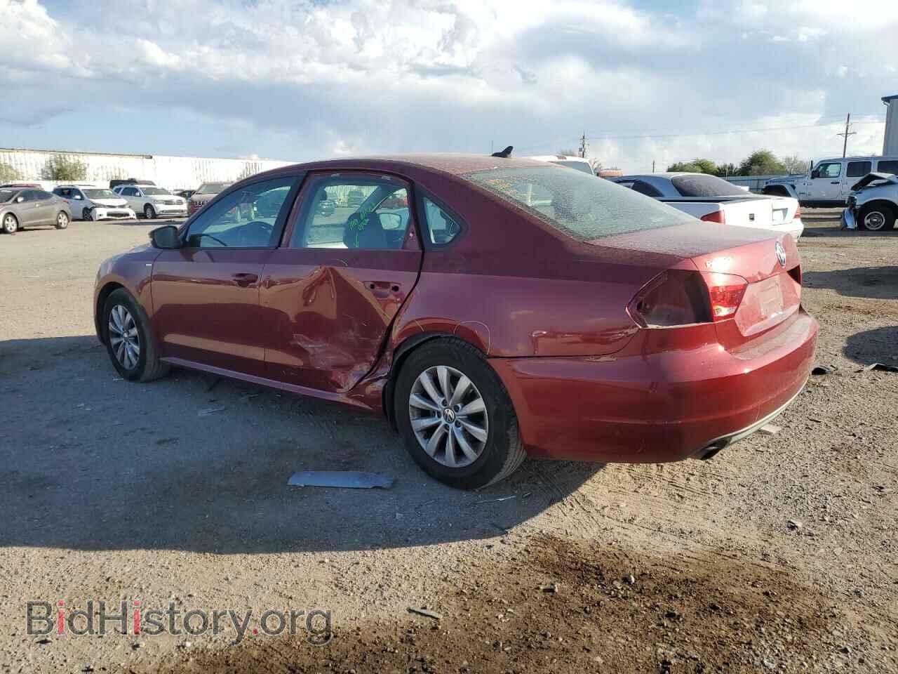 2015 VOLKSWAGEN PASSAT - VIN: 1VWAT7A37FC057264 - Фото 2