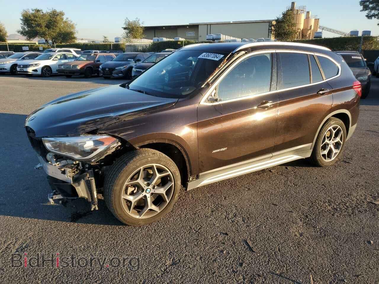 Photo WBXHT3C3XH5F70769 - BMW X1 2017