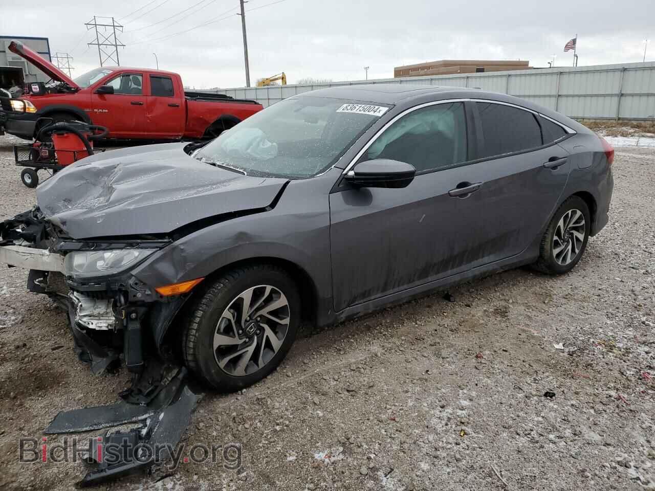 Фотография 2HGFC2F70JH563601 - HONDA CIVIC 2018