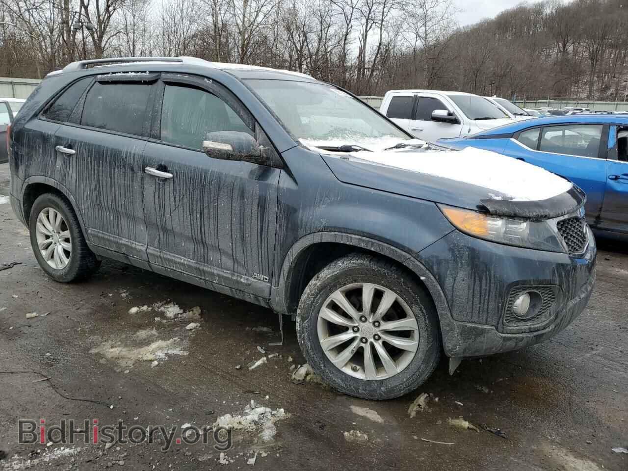 2011 KIA SORENTO - VIN: 5XYKTDA29BG141301 - Фото 4