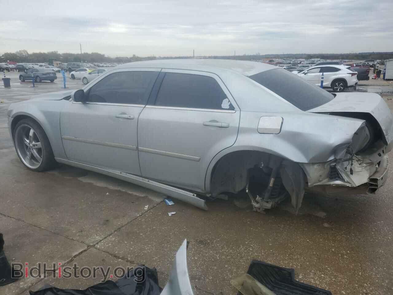 2007 CHRYSLER 300 - VIN: 2C3KA53G17H726827 - Фото 2