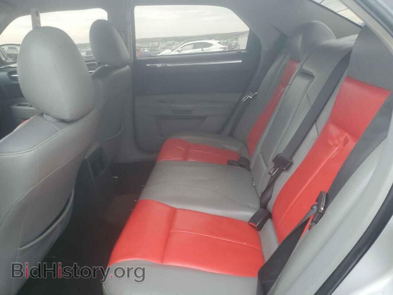 2007 CHRYSLER 300 - VIN: 2C3KA53G17H726827 - Фото 10