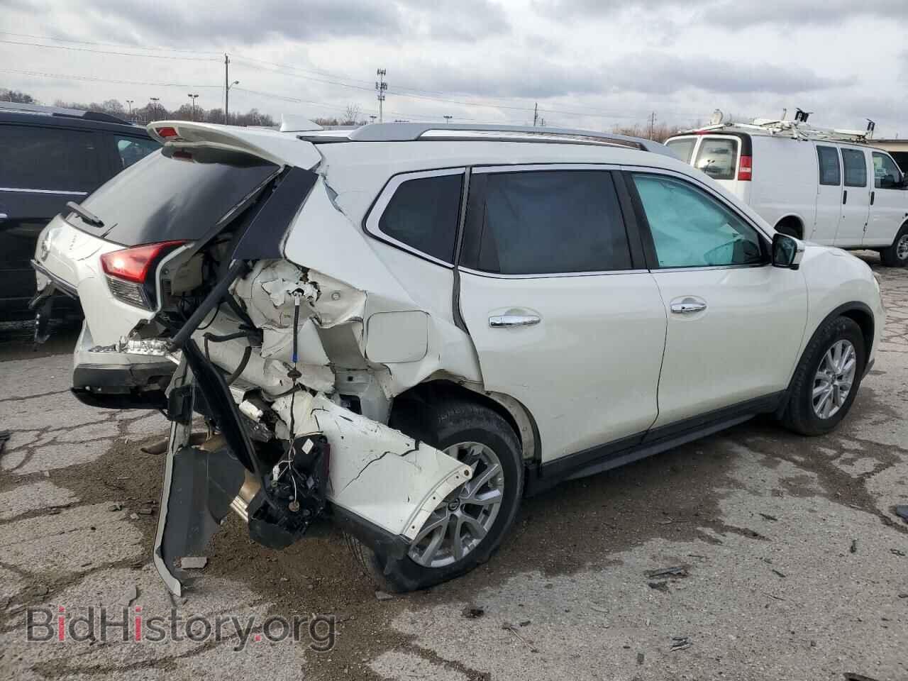 2017 NISSAN ROGUE - VIN: 5N1AT2MVXHC770953 - Фото 3