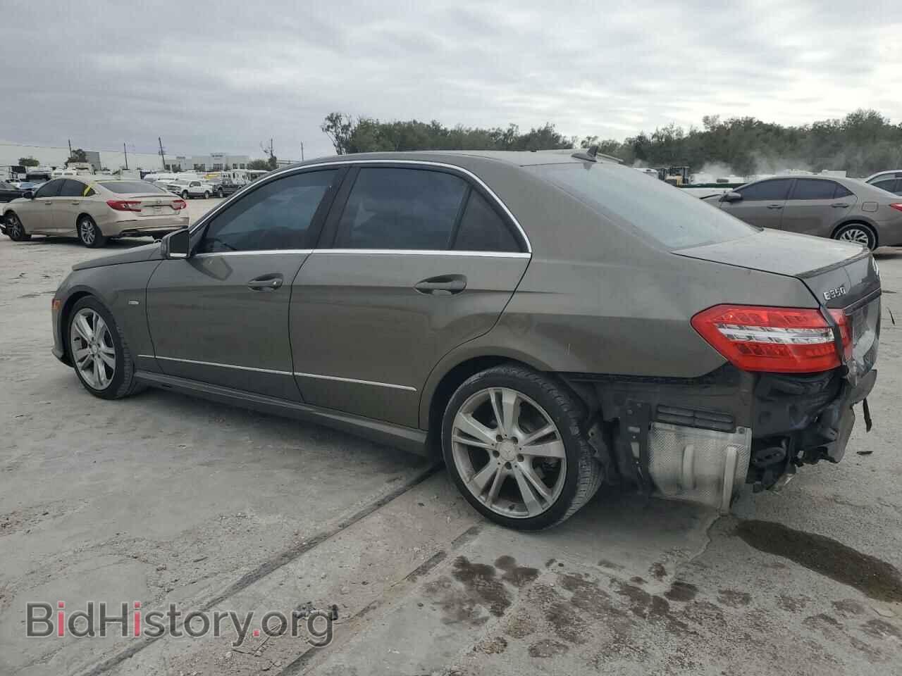 2012 MERCEDES-BENZ E-CLASS - VIN: WDDHF5KB4CA654114 - Фото 2