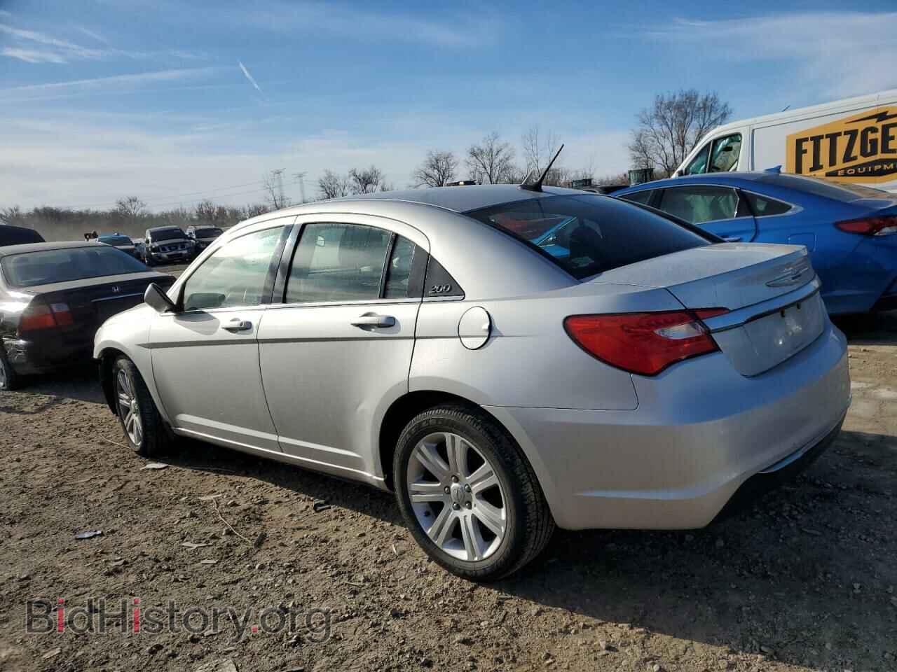 2012 CHRYSLER 200 - VIN: 1C3CCBBB6CN117978 - Фото 2