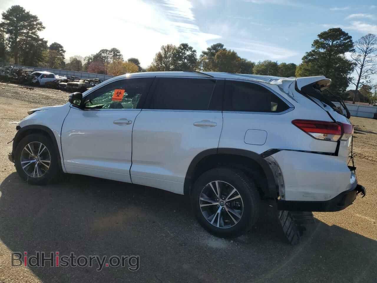 2017 TOYOTA HIGHLANDER - VIN: 5TDZZRFH7HS218976 - Фото 2