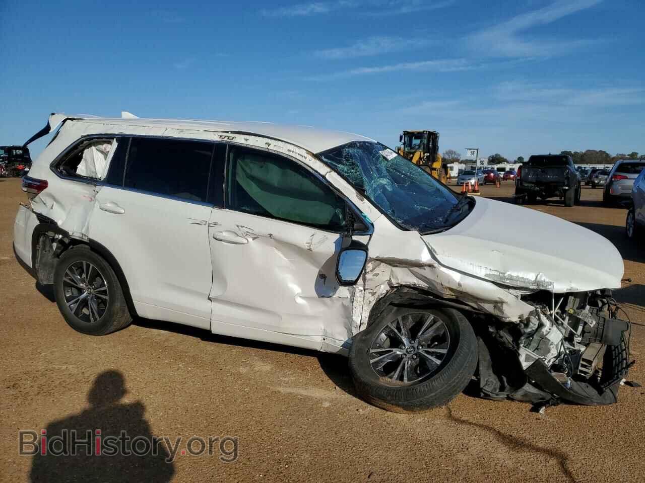 2017 TOYOTA HIGHLANDER - VIN: 5TDZZRFH7HS218976 - Фото 4