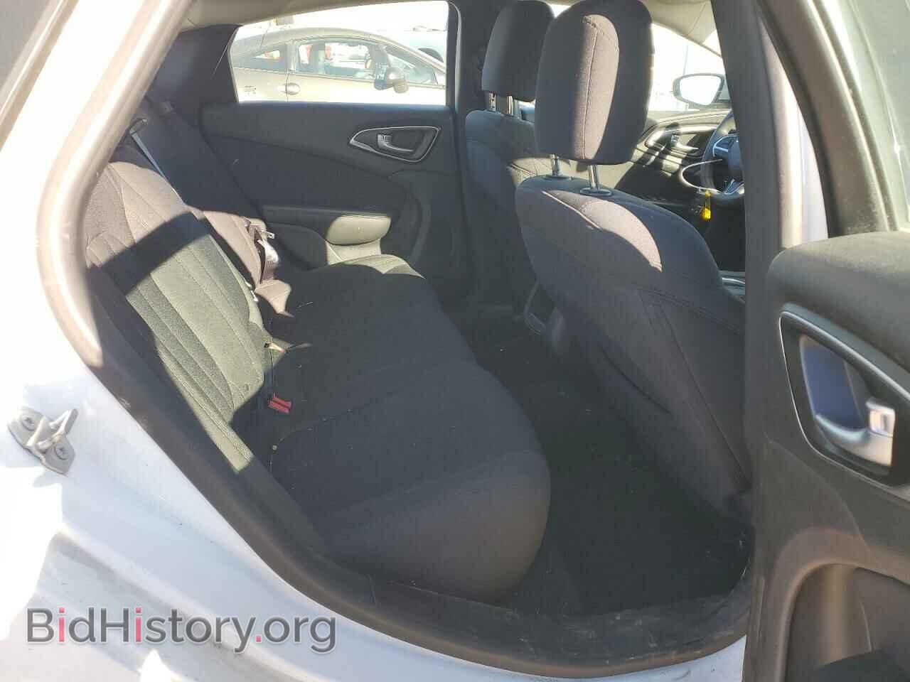 2016 CHRYSLER 200 - VIN: 1C3CCCAB7GN157287 - Фото 10