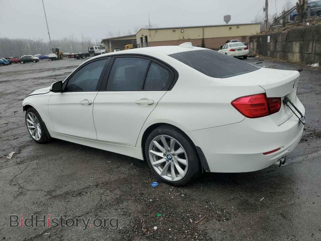 2013 BMW 3 SERIES - VIN: WBA3A5C58DF355349 - Фото 2