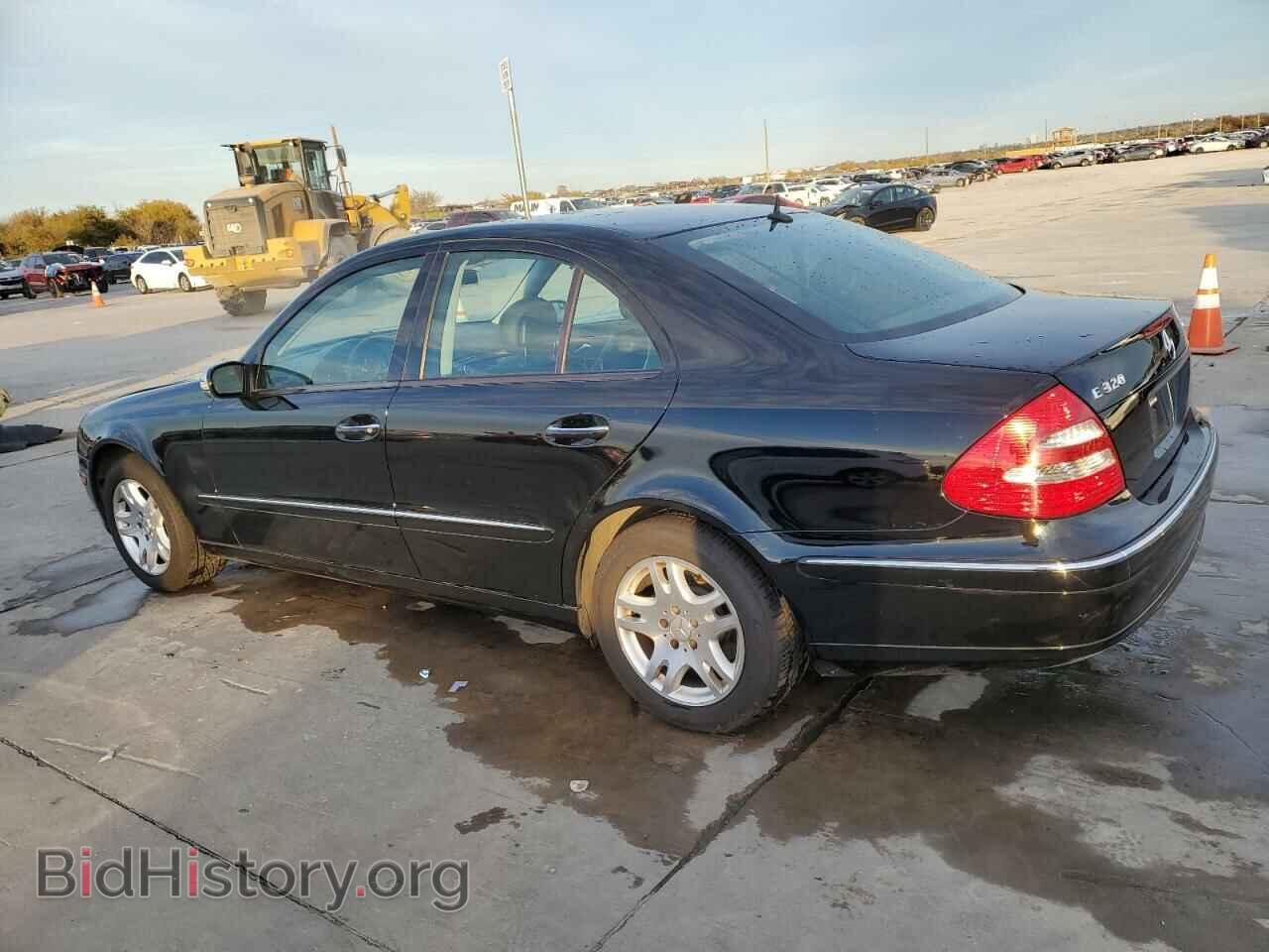 2005 MERCEDES-BENZ E-CLASS - VIN: WDBUF26J85A633521 - Фото 2