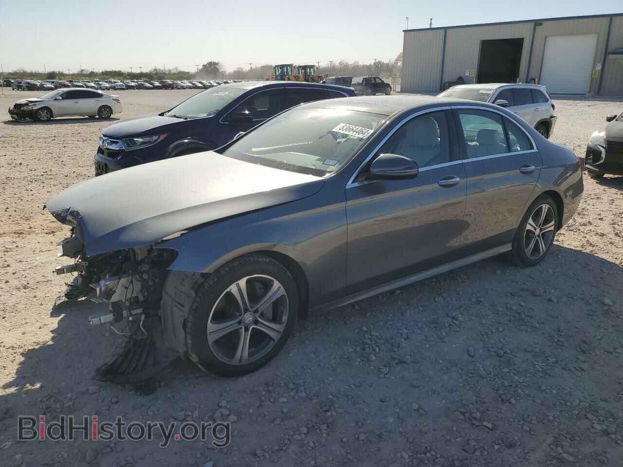 Фотография WDDZF4JB0HA095863 - MERCEDES-BENZ E-CLASS 2017