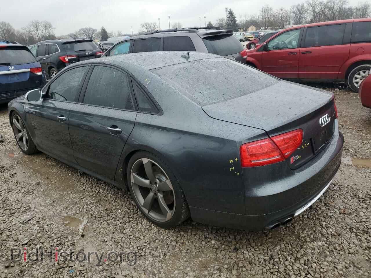 2013 AUDI S8 - VIN: WAUD2AFD4DN020172 - Photo 2