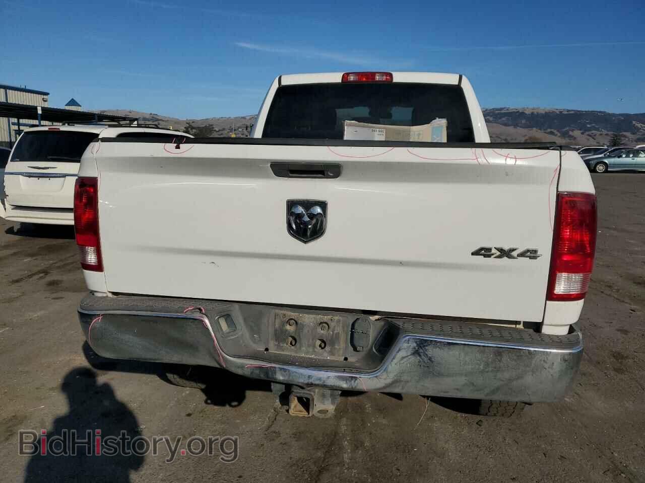 2016 RAM All Models - VIN: 3C6UR5CL5GG192247 - Фото 6