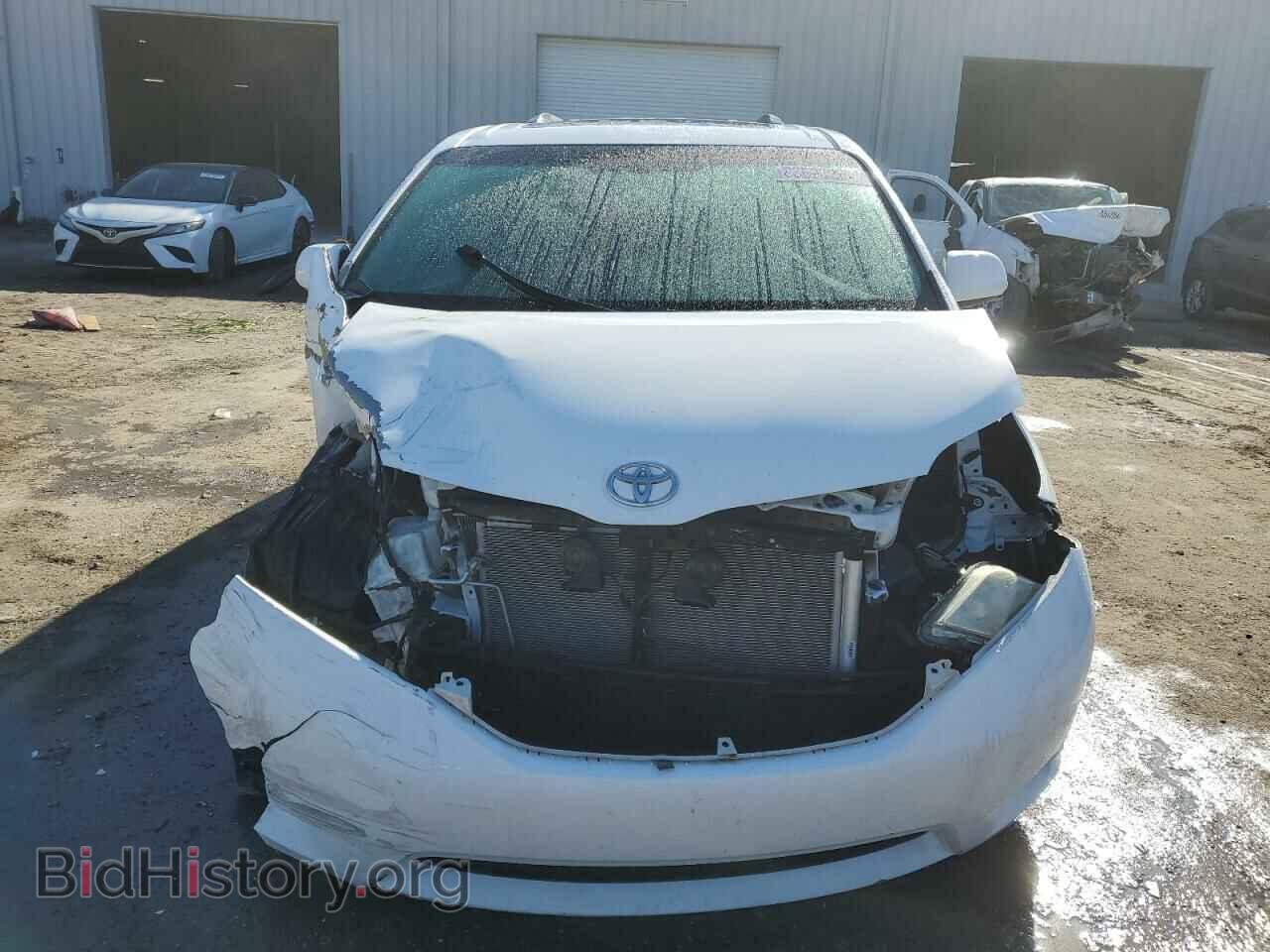 2011 TOYOTA All Models - VIN: 5TDYK3DC9BS130104 - Фото 5